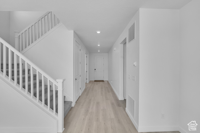 Photo 8 for MLS #2116116 at 1144 E Horseshoe Way #507