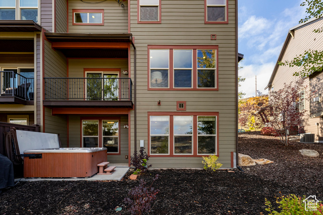 Photo 35 for MLS #2116119 at 924 W Abigail Dr