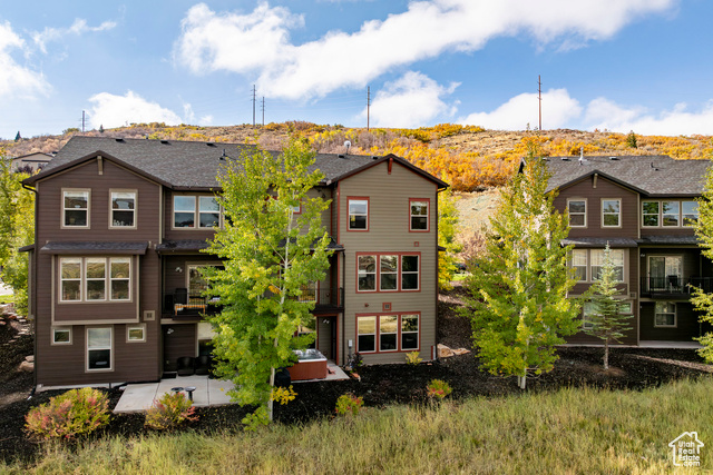 Photo 47 for MLS #2116119 at 924 W Abigail Dr