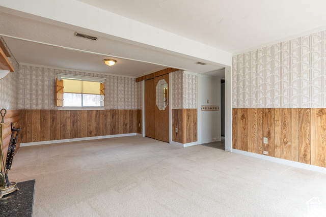 Photo 33 for MLS #2116126 at 1747 E Sugarloaf Dr