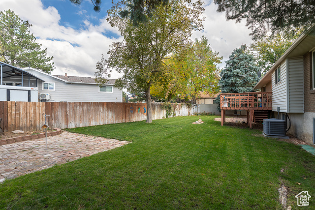 Photo 9 for MLS #2116126 at 1747 E Sugarloaf Dr