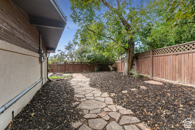 Photo 33 for MLS #2116143 at 2885 E Live Oak Cir