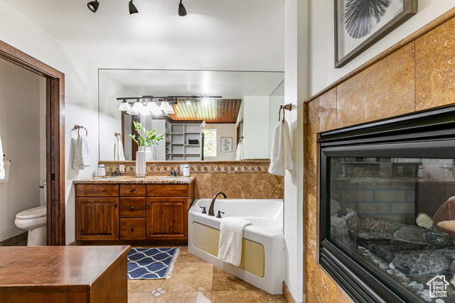 Photo 21 for MLS #2116143 at 2885 E Live Oak Cir