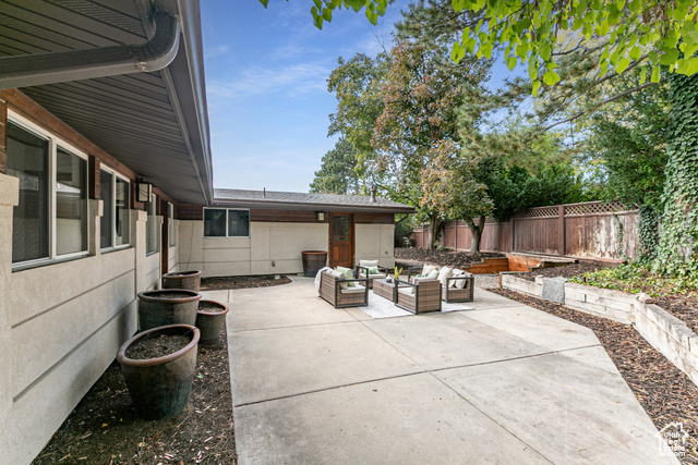 Photo 35 for MLS #2116143 at 2885 E Live Oak Cir