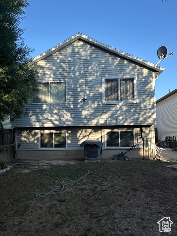 Photo 3 for MLS #2116159 at 3188 S Jason Pl