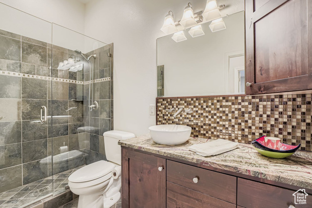 Photo 18 for MLS #2116163 at 1921 Roffe Rd