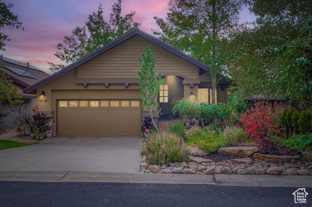 Photo 2 for MLS #2116163 at 1921 Roffe Rd