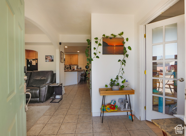Photo 2 for MLS #2116164 at 826 N 1100 West Cir