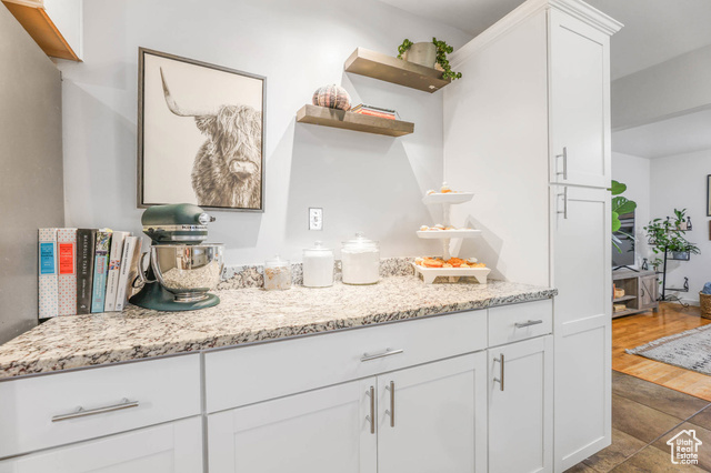 Photo 9 for MLS #2116166 at 409 W 5000 South