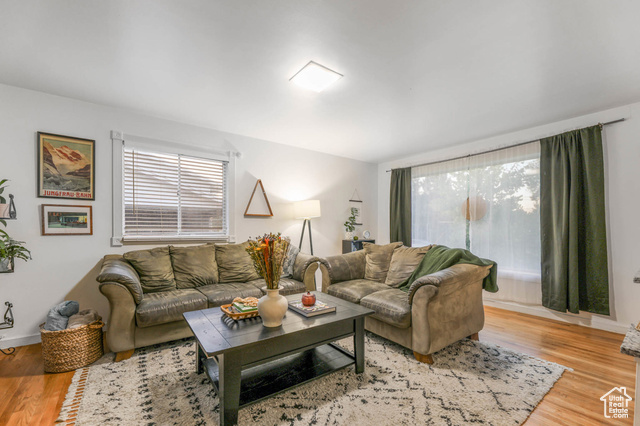Photo 3 for MLS #2116166 at 409 W 5000 South
