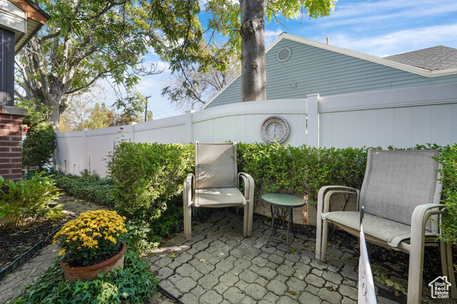 Photo 13 for MLS #2116167 at 4641 S Rainbow Dr