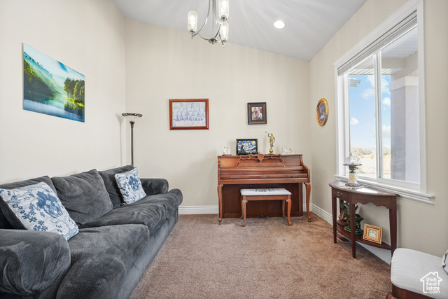 Photo 4 for MLS #2116170 at 1426 E Cluff Ln