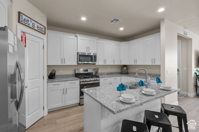 Photo 6 for MLS #2116174 at 1231 N Mistico Aly