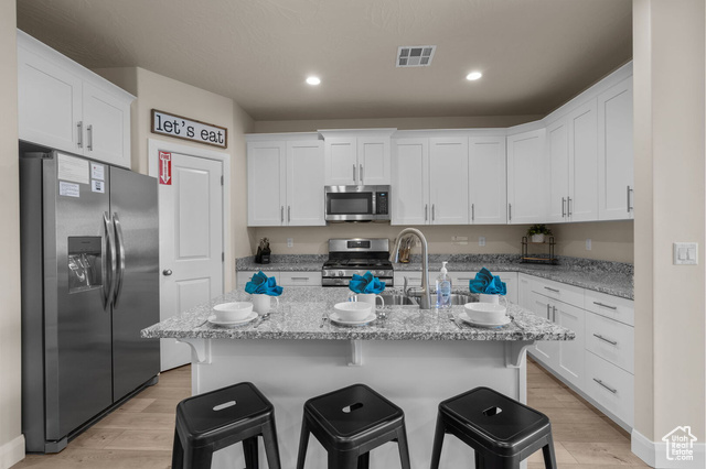 Photo 8 for MLS #2116174 at 1231 N Mistico Aly