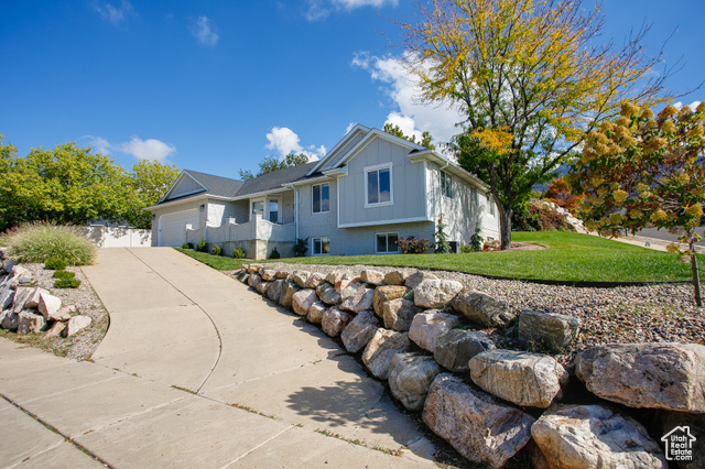 Photo 6 for MLS #2116180 at 1306 N Thornfield Rd
