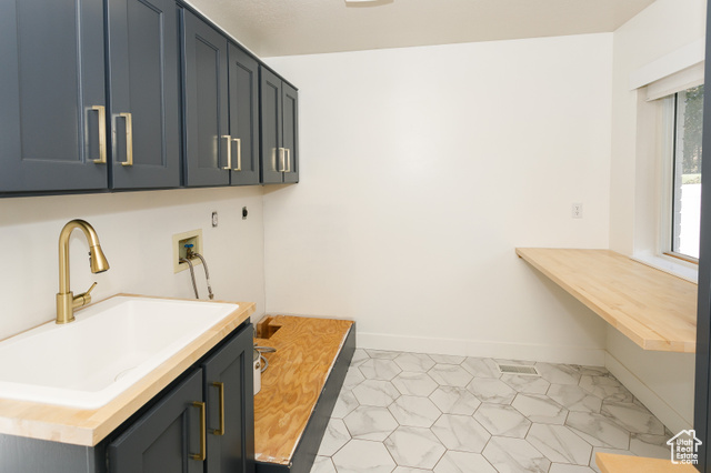 Photo 13 for MLS #2116180 at 1306 N Thornfield Rd