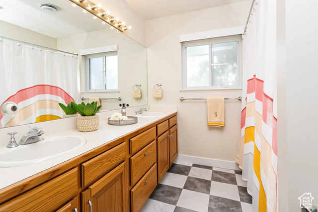 Photo 20 for MLS #2116180 at 1306 N Thornfield Rd