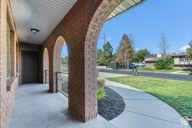 Photo 2 for MLS #2116181 at 2683 W Carson Ln