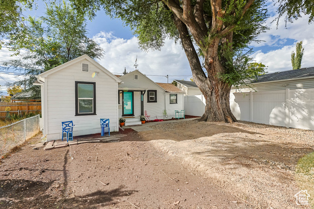 Photo 26 for MLS #2116191 at 264 E Southgate Ave