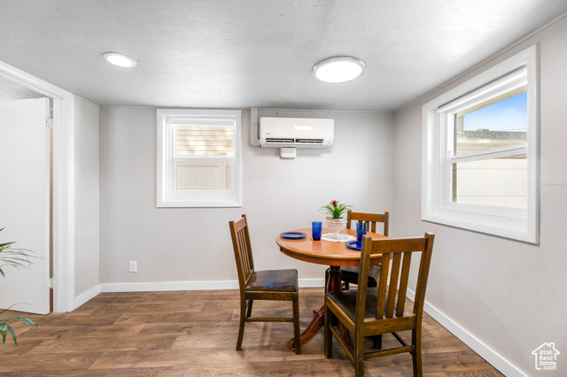 Photo 9 for MLS #2116191 at 264 E Southgate Ave