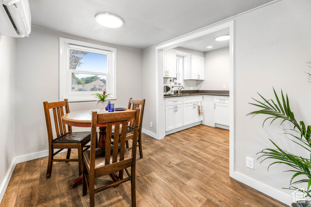 Photo 8 for MLS #2116191 at 264 E Southgate Ave