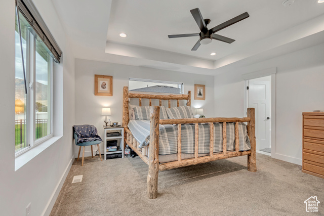 Photo 18 for MLS #2116192 at 255 E Ventura Blvd