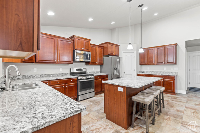 Photo 7 for MLS #2116194 at 3158 S 2985 West