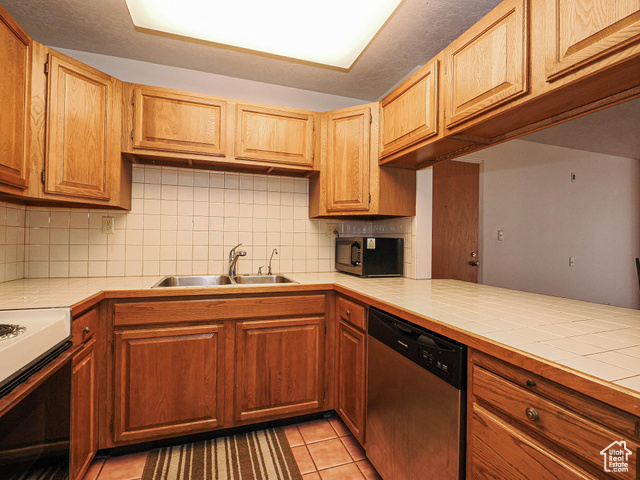 Photo 7 for MLS #2116196 at 560 E South Temple #C101