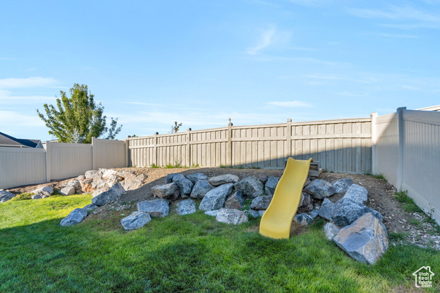 Photo 6 for MLS #2116199 at 7523 N Evans Ranch Dr