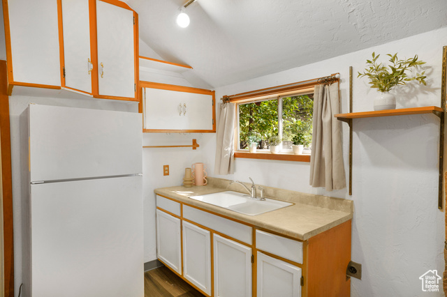 Photo 37 for MLS #2116201 at 336 E Main St