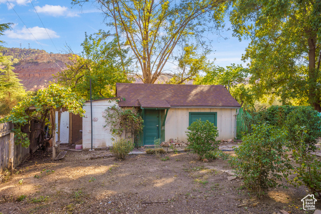 Photo 30 for MLS #2116201 at 336 E Main St
