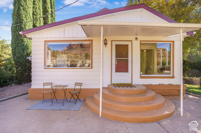 Photo 3 for MLS #2116201 at 336 E Main St