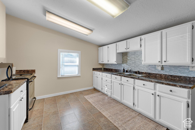 28 W STAUFFER LN, Murray UT 84107