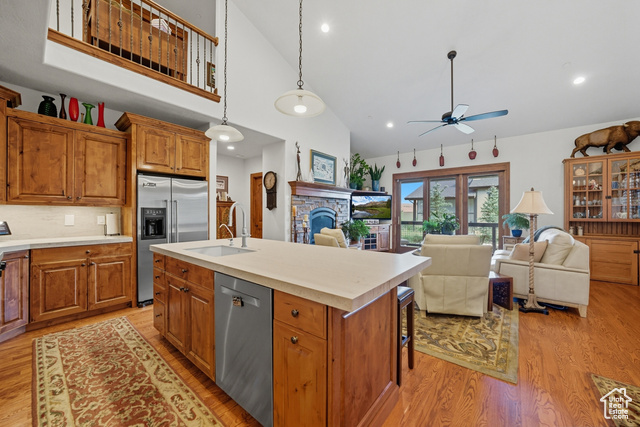 Photo 2 for MLS #2116203 at 1249 Hailstone Dr
