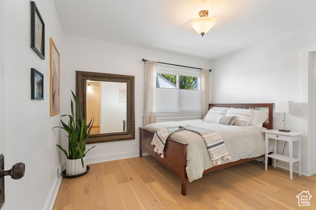 Photo 9 for MLS #2116219 at 49 W Layton Ave