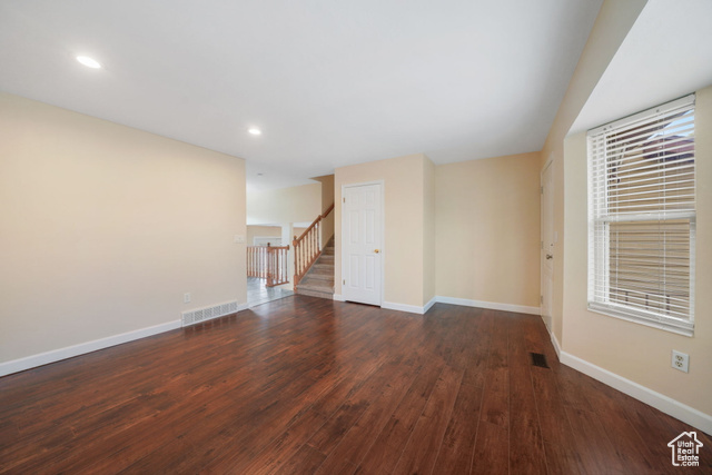 Photo 4 for MLS #2116231 at 8577 Autumn Gold Cir