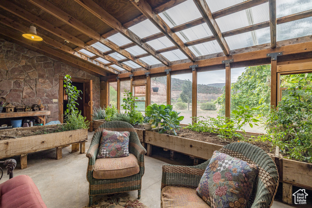 Photo 8 for MLS #2116232 at 1095 S Montezuma Canyon Rd
