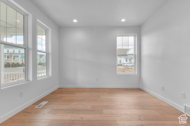 Photo 8 for MLS #2116234 at 6738 W Docksider Dr