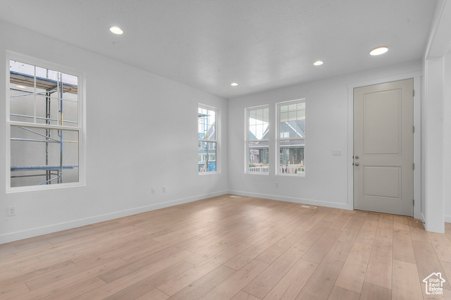 Photo 7 for MLS #2116234 at 6738 W Docksider Dr