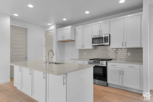 Photo 9 for MLS #2116234 at 6738 W Docksider Dr