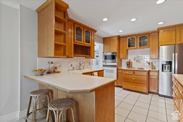 Photo 10 for MLS #2116235 at 1379 W Dupont Ave
