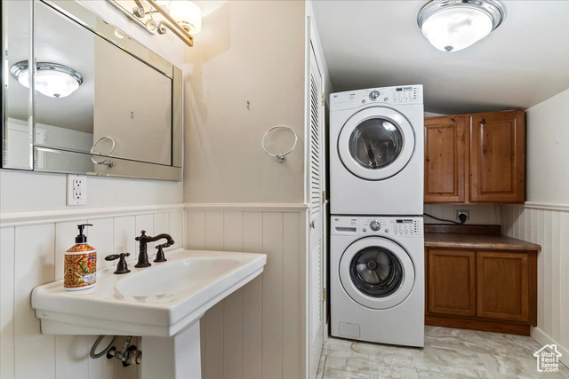 Photo 20 for MLS #2116235 at 1379 W Dupont Ave