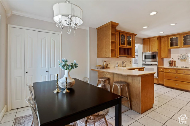 Photo 11 for MLS #2116235 at 1379 W Dupont Ave