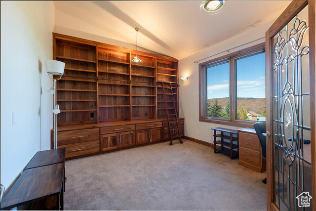 Photo 11 for MLS #2116236 at 7216 Ridge Way