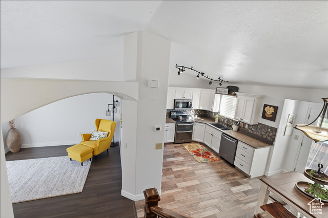 Photo 23 for MLS #2116239 at 3171 W 4725 South