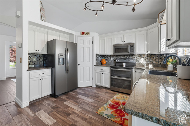 Photo 11 for MLS #2116239 at 3171 W 4725 South