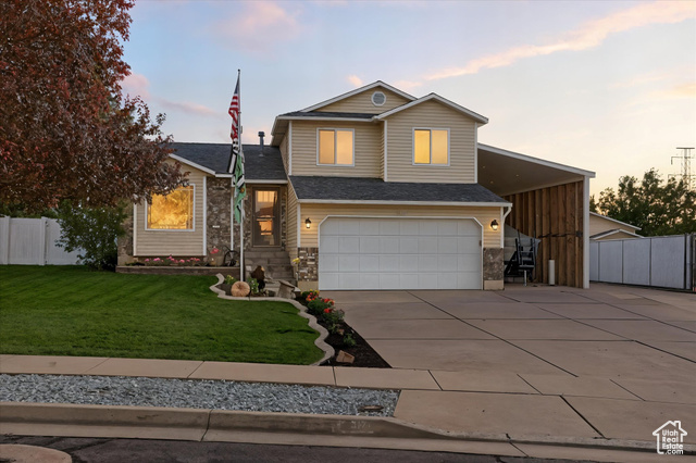 Photo 2 for MLS #2116239 at 3171 W 4725 South