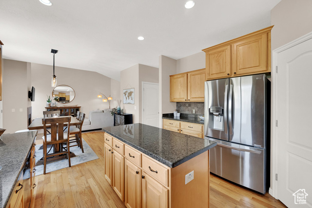 Photo 12 for MLS #2116242 at 923 E Absaroka Ct