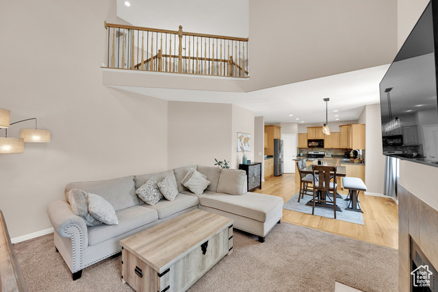 Photo 7 for MLS #2116242 at 923 E Absaroka Ct