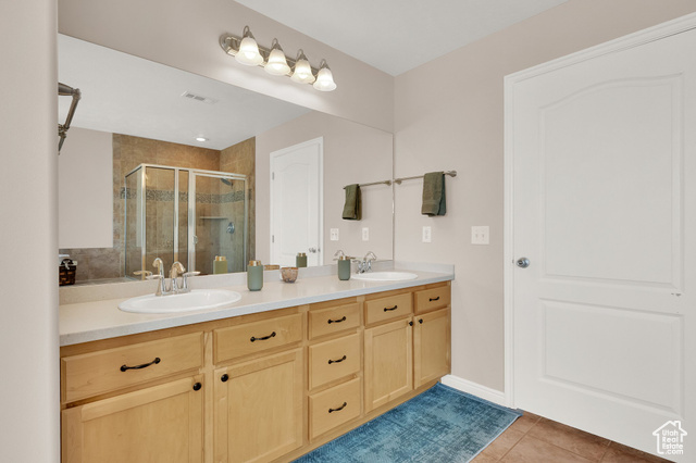 Photo 26 for MLS #2116242 at 923 E Absaroka Ct